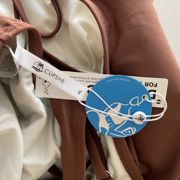 Cupshe one suit adjustable straps New with Tags - Picture 7 of 7